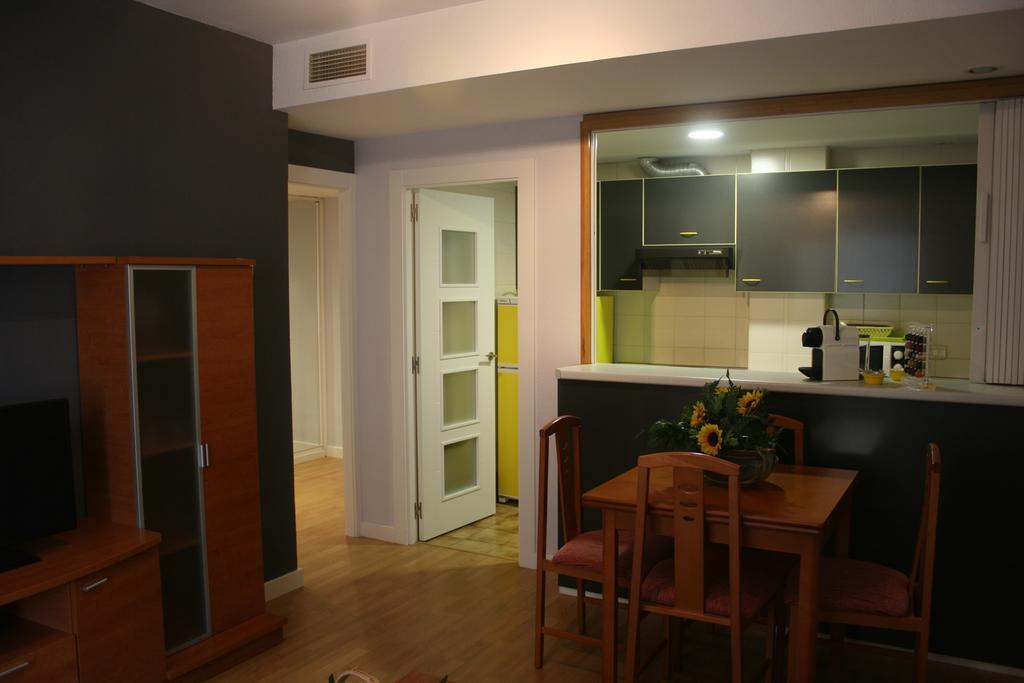 Fabiola Zentro Appartement Zaragoza Buitenkant foto
