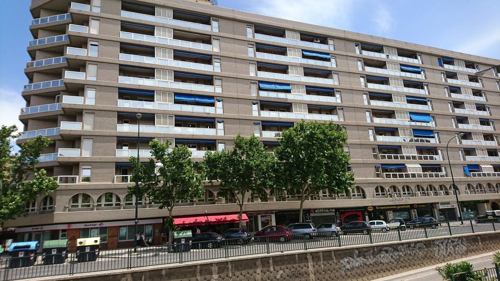 Fabiola Zentro Appartement Zaragoza Buitenkant foto
